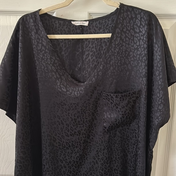 2X blouse - Picture 2 of 3